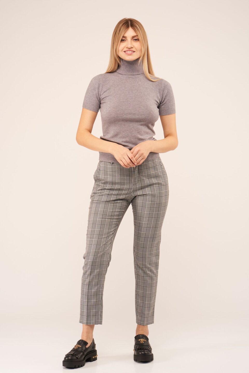 pantalon-gri-in-carou-i23-pantalon-anny-etic