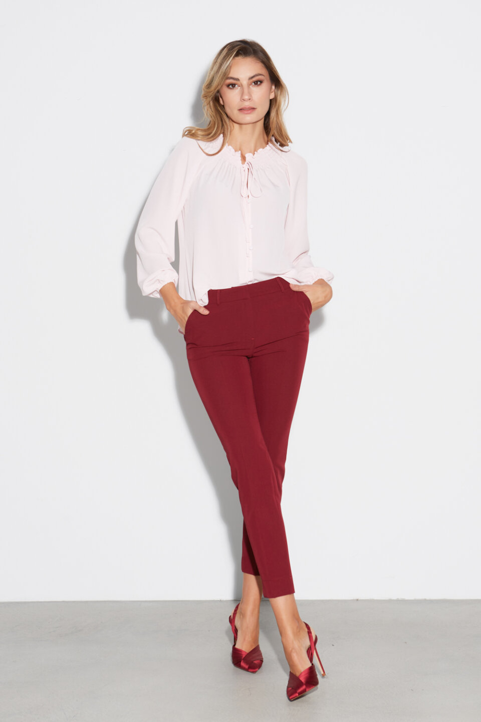 pantalon-visiniu-cu-talie-medie-i23-brook-etic