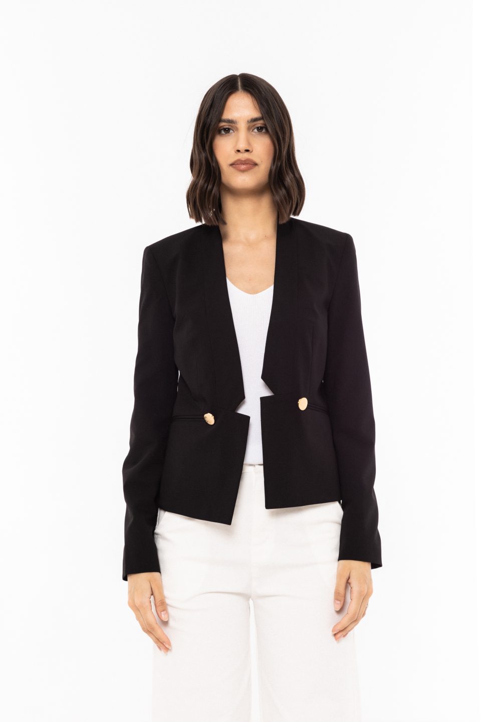 sacou-cu-nasturi-ornamentali-negru
