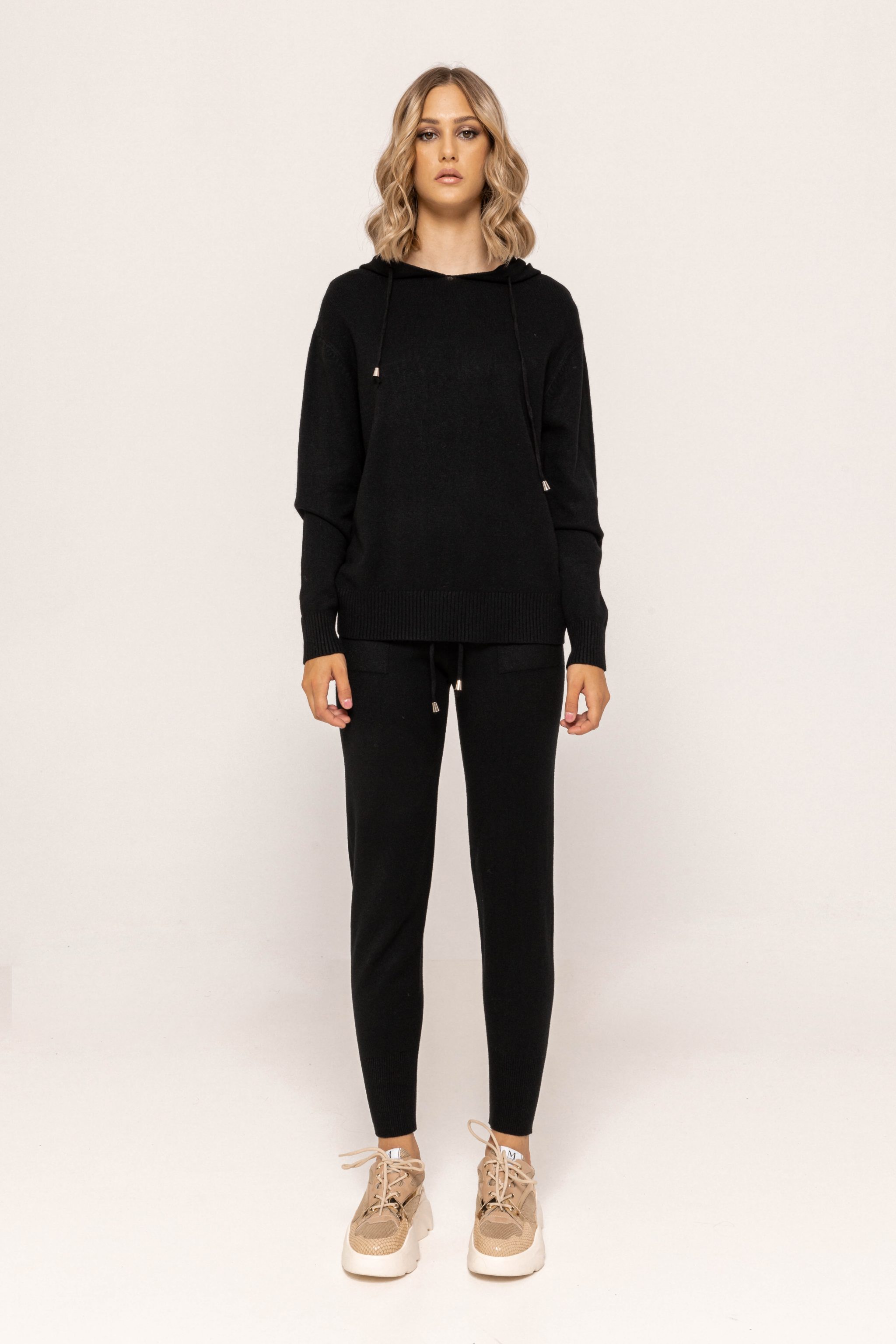 Pantalon-sport-din-tricot-Meral-negru