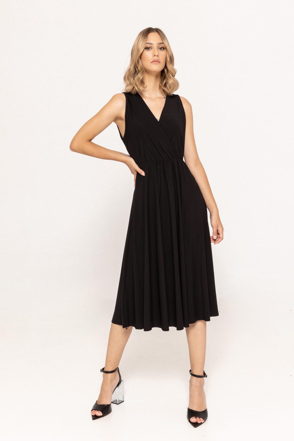 Rochie-midi-cu-pliuri-Otilia-negru-ETIC