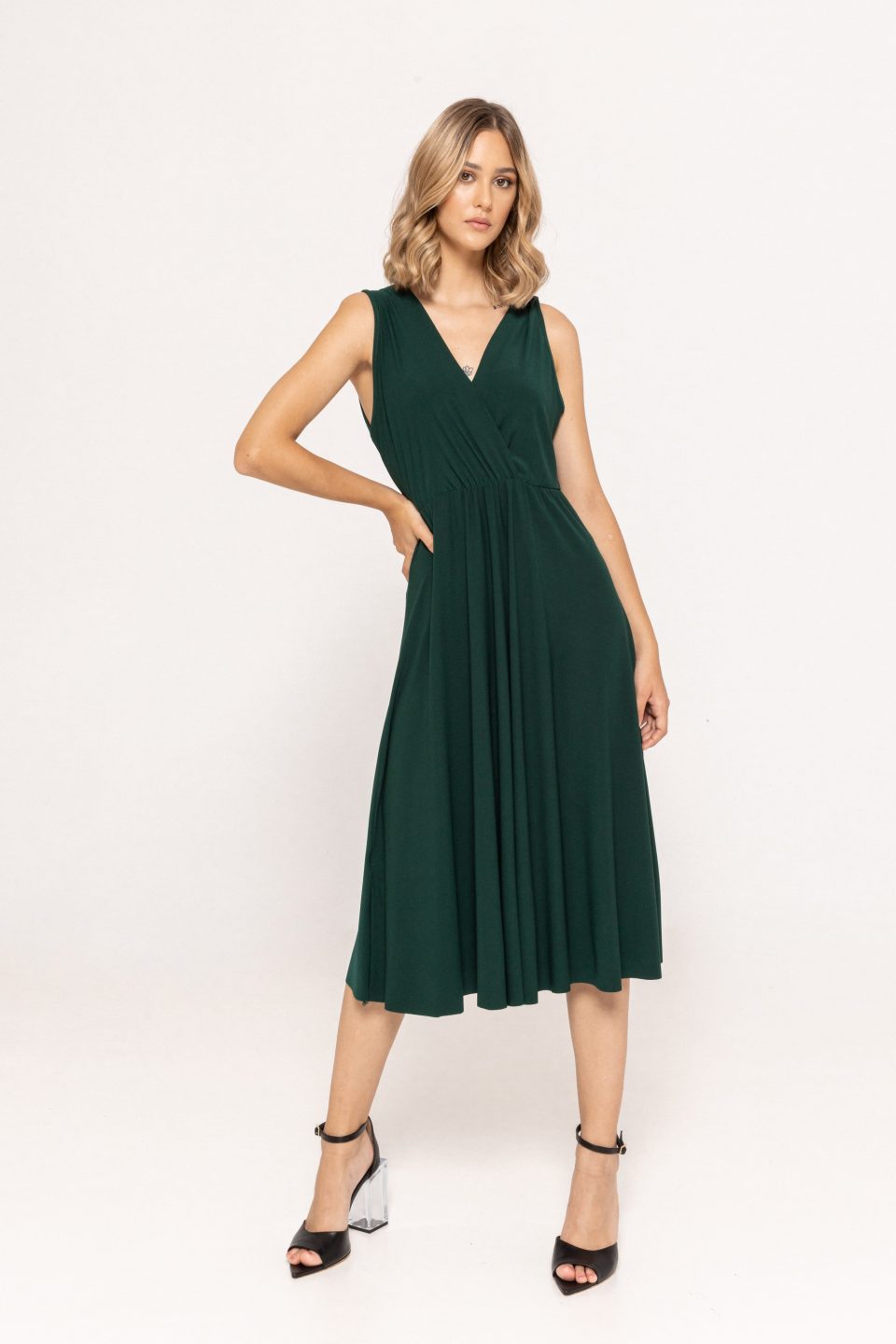 Rochie-midi-cu-pliuri-Otilia-verde-ETIC-1