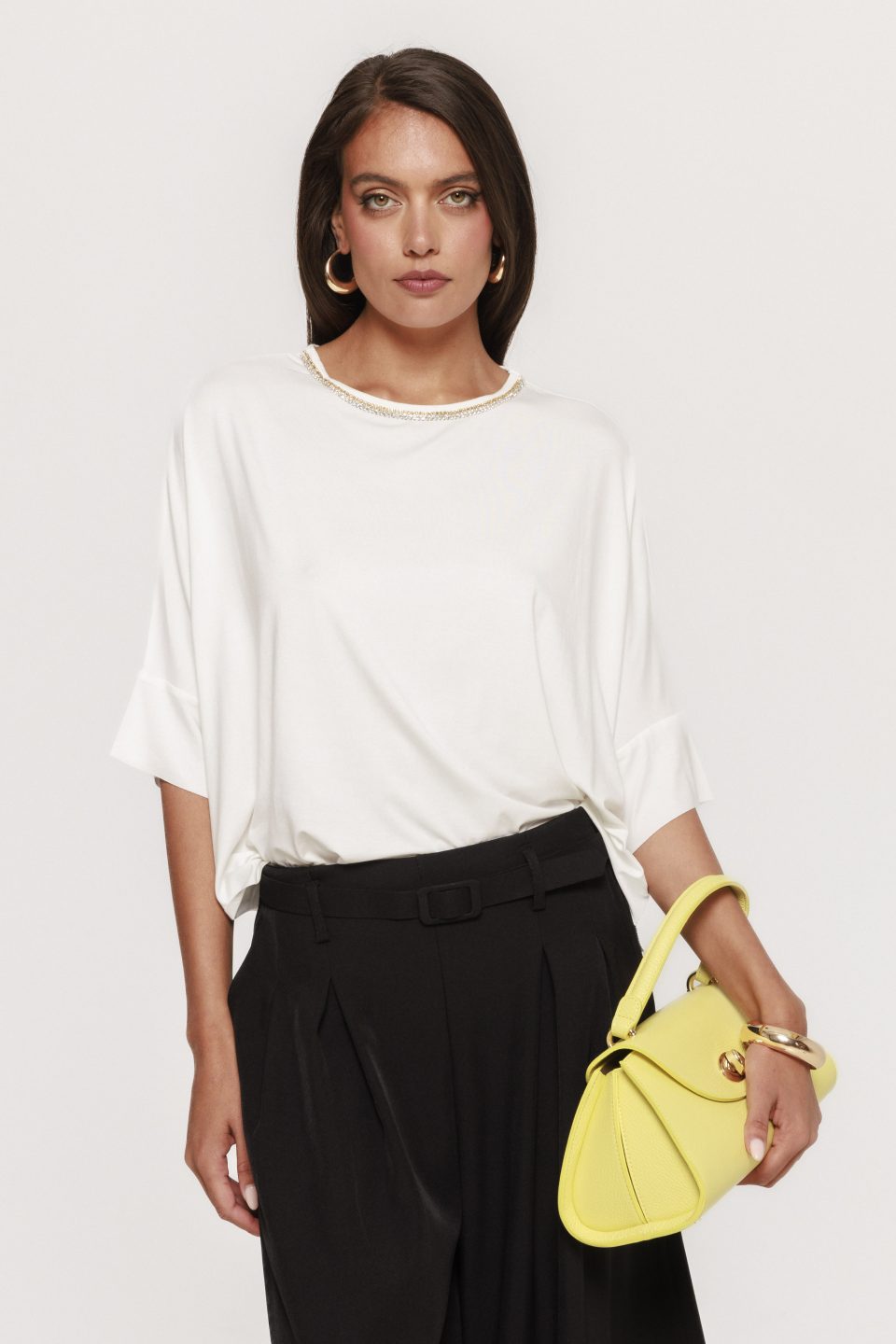 Bluza cu strasuri la baza gatului Georgia