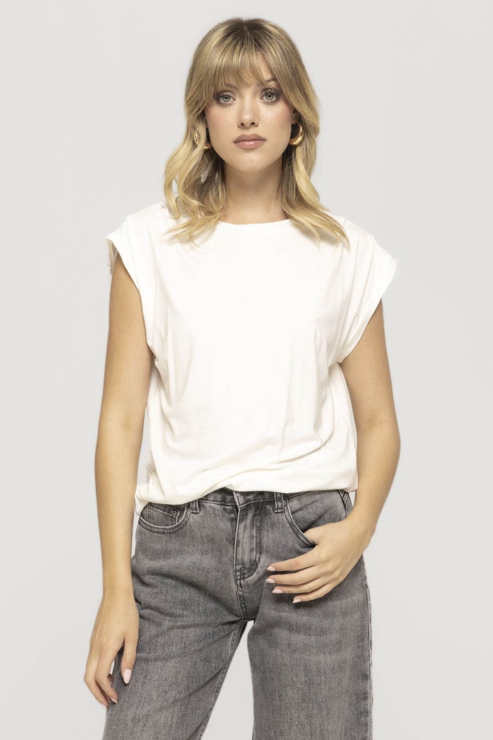 Tricou incretit la umeri Betty