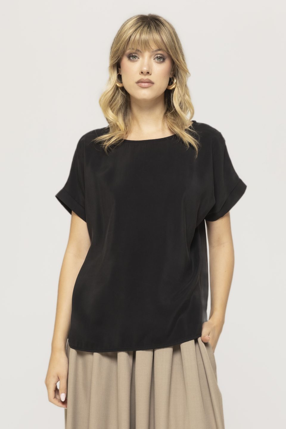 Bluza casual cu nasture la spate Jane