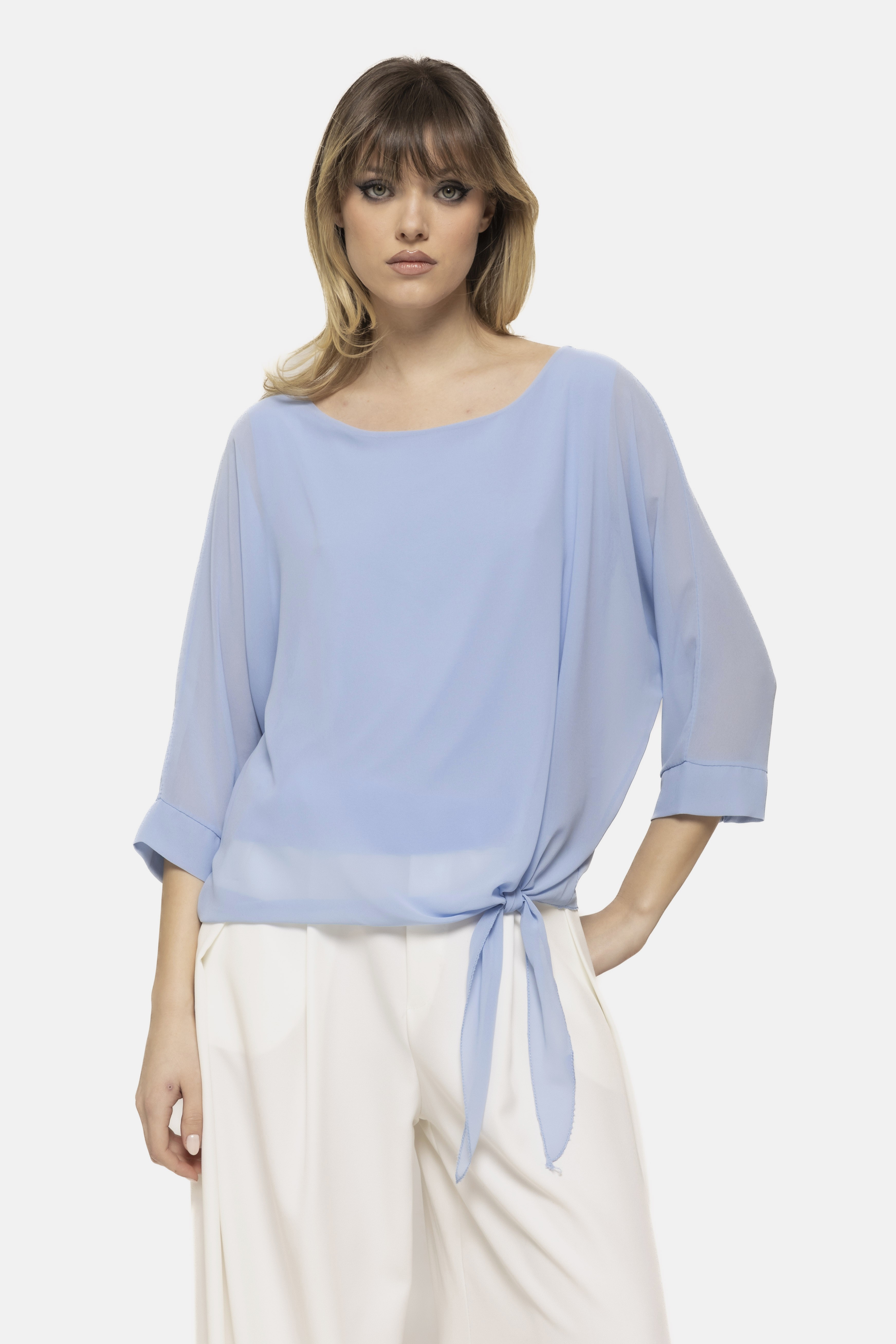 Bluze albastre și bleu