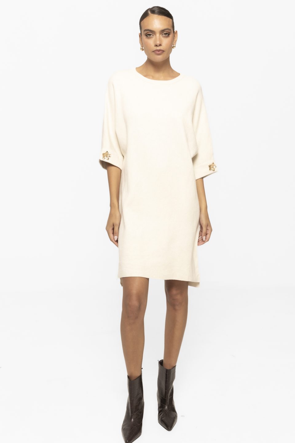 Rochie cu accesoriu auriu la maneci Doris
