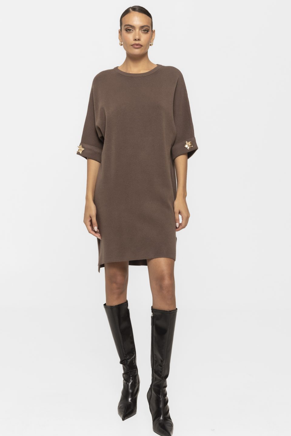 Rochie cu accesoriu auriu la maneci Doris