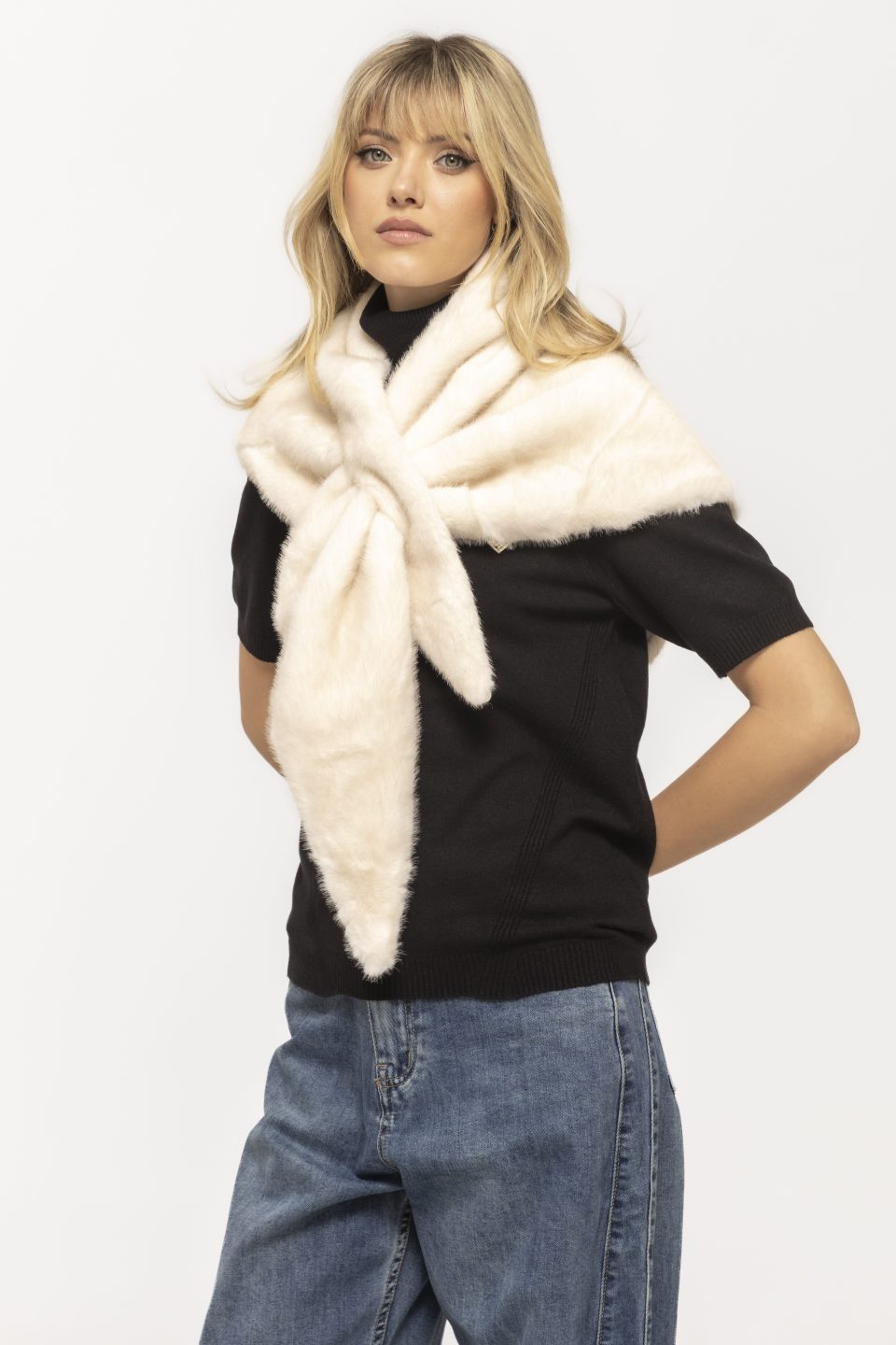 Capa eleganta Eliza