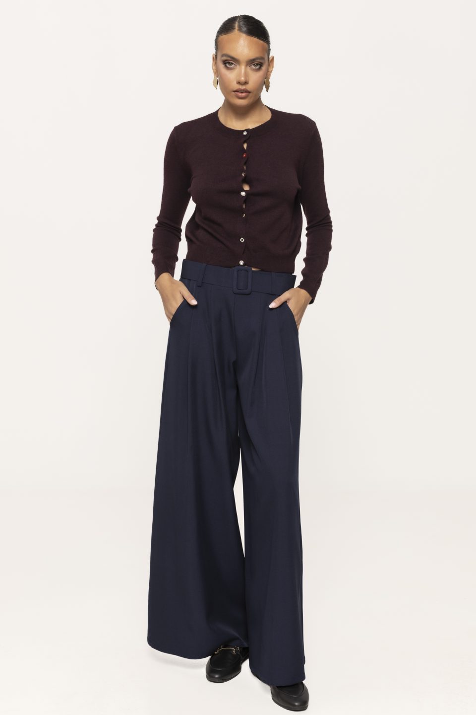 Pantalon evazat cu curea in talie Raisa