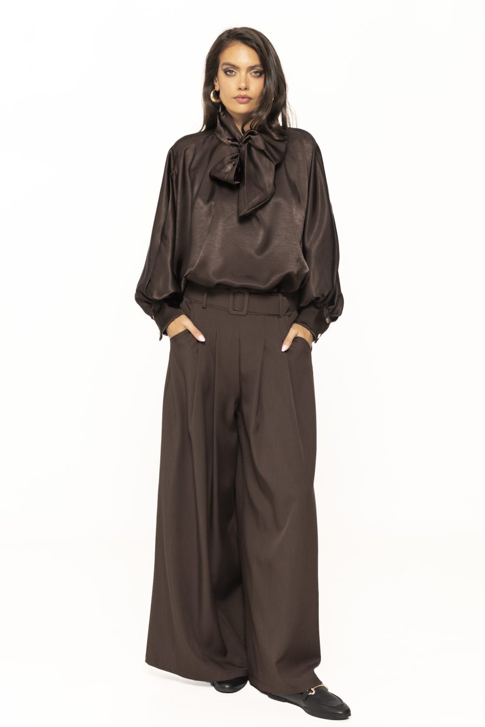Pantalon evazat cu curea in talie Raisa