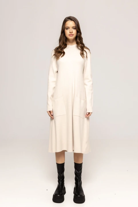 Rochie-din-tricot-cu-buzunare-Elaine-bej