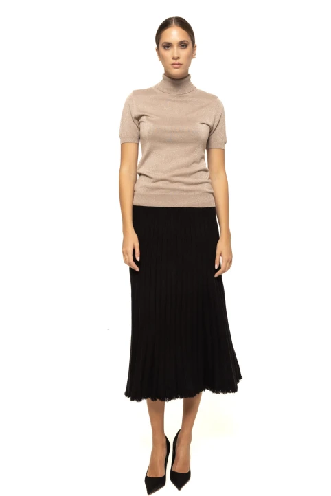 fusta-iulia-negru (1)