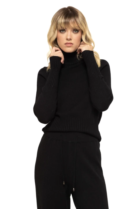 helanca-giulia-negru (2)