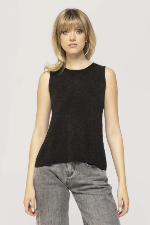 top-ingrid-negru (1)